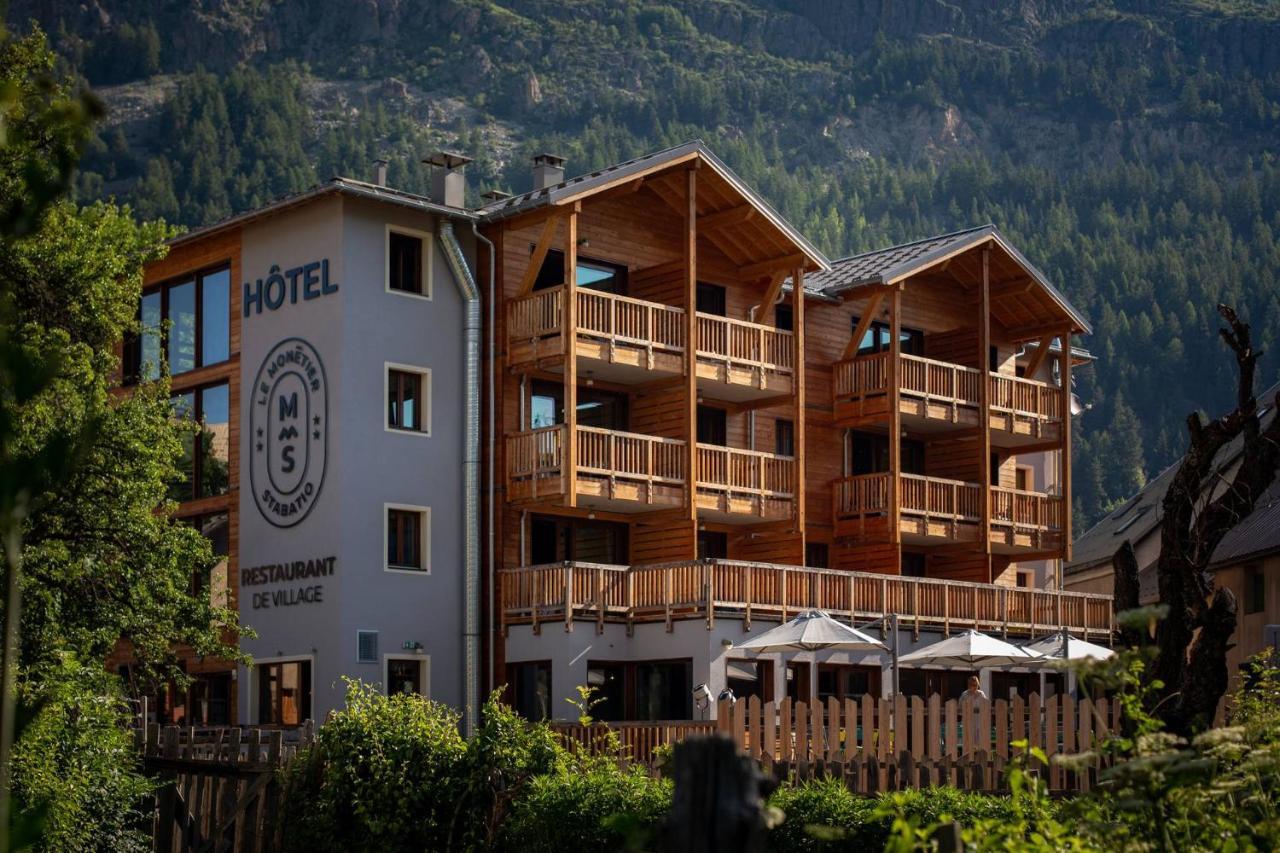 Hotel Restaurant Le Monetier Exterior photo